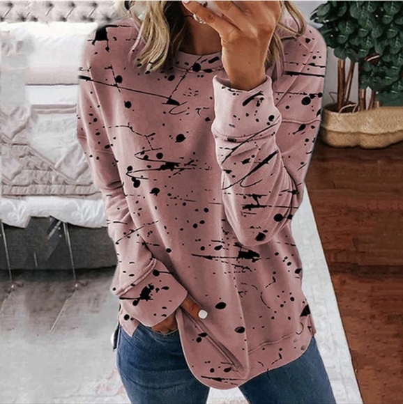 eguiwyn Tops - Crew Neck lounge top
